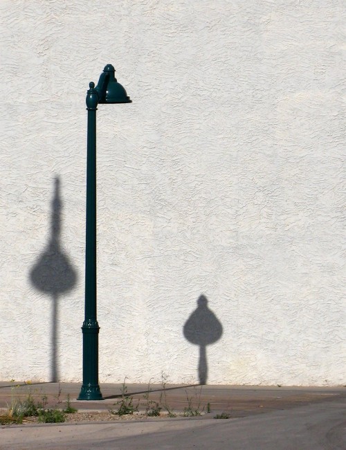 lonely lamppost.jpg (517 KB)